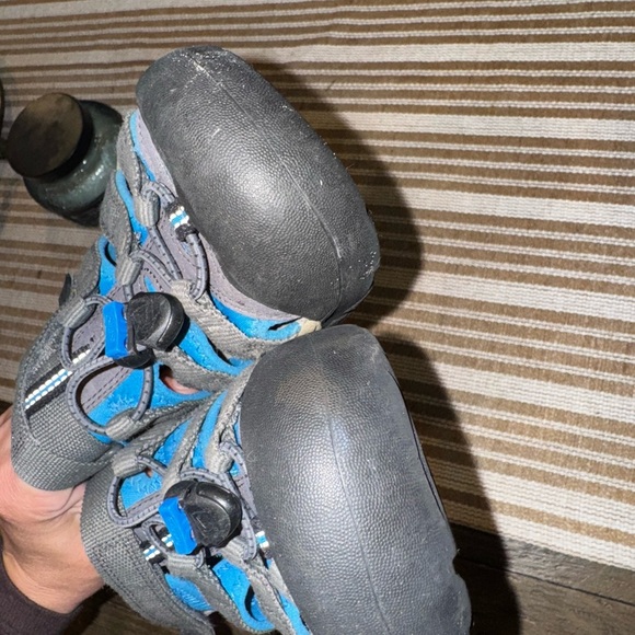 Keen Waterproof Newport H2 Blue Hiking Sandals with Toe Protection Boys Size 6 - Picture 7 of 8